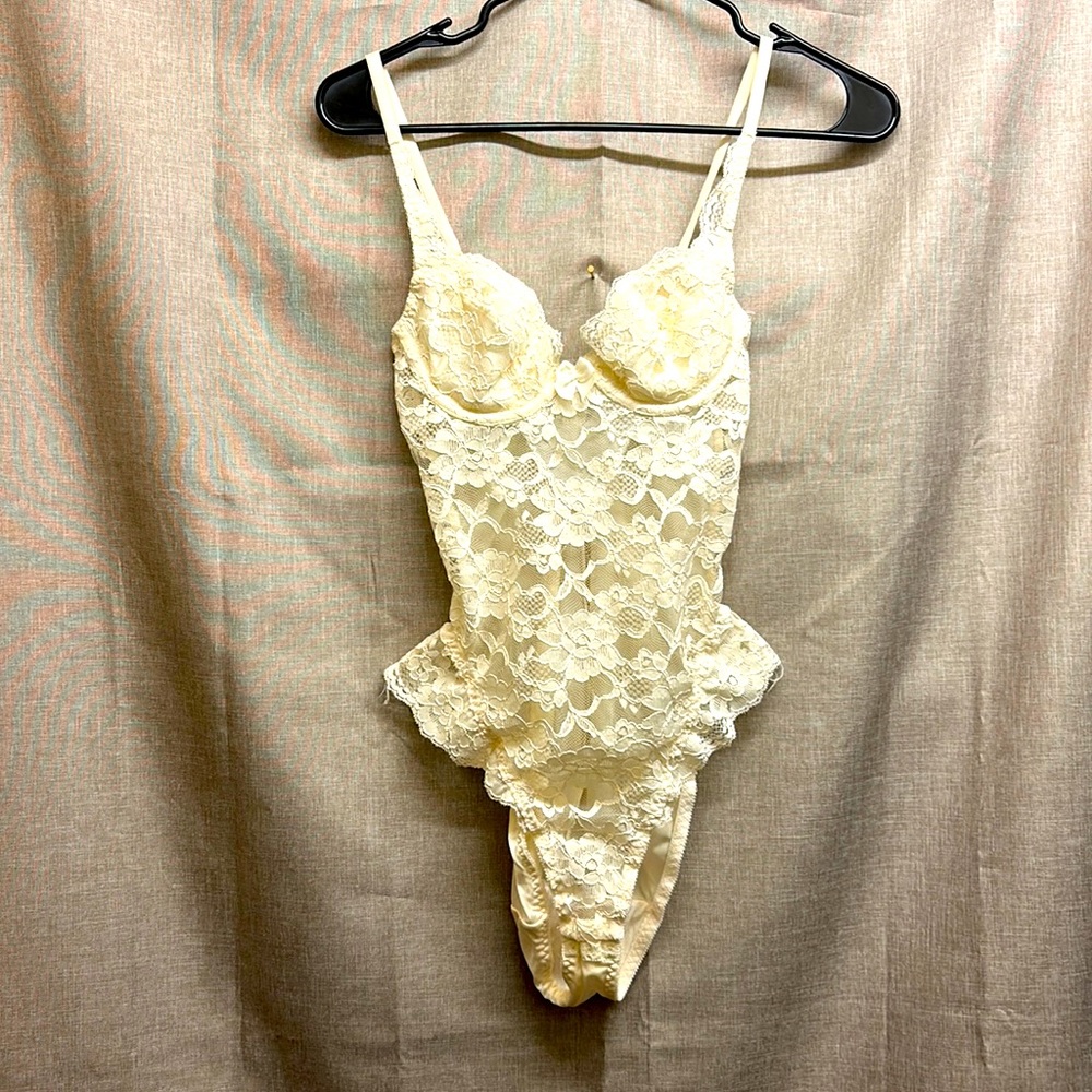 COPY - Victoria Secret lingerie